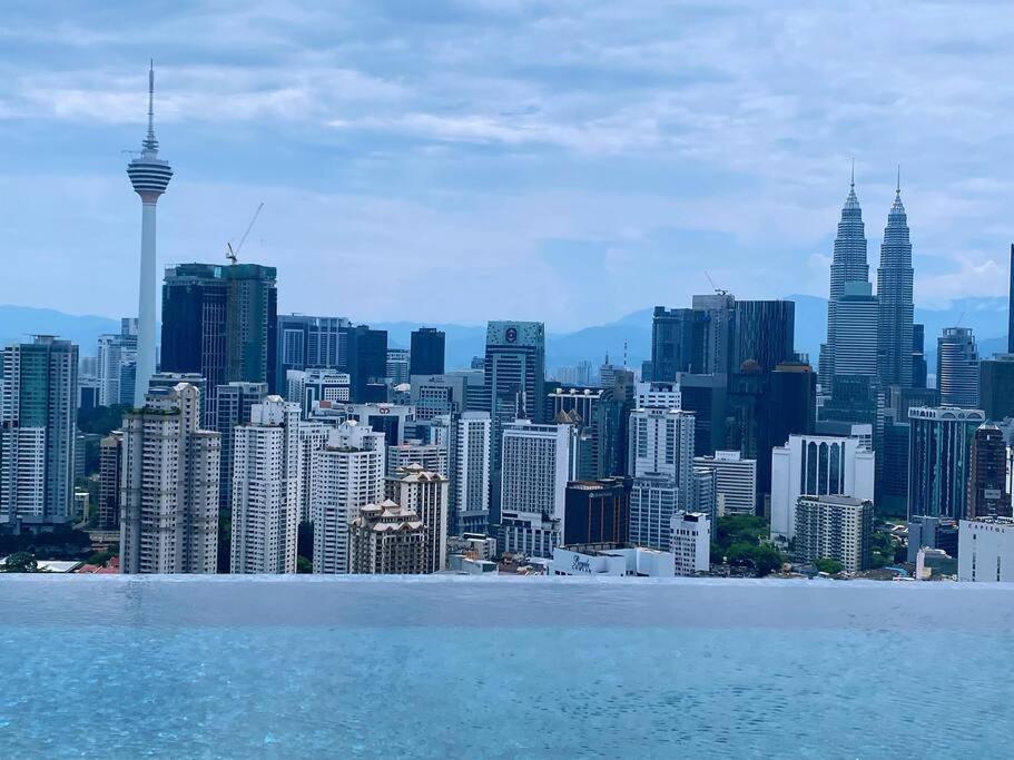 Ferienwohnung Infinity Pool/ Lucentia Bbcc, Near Lalaport, Pnb118, Klcc Kuala Lumpur Exterior foto