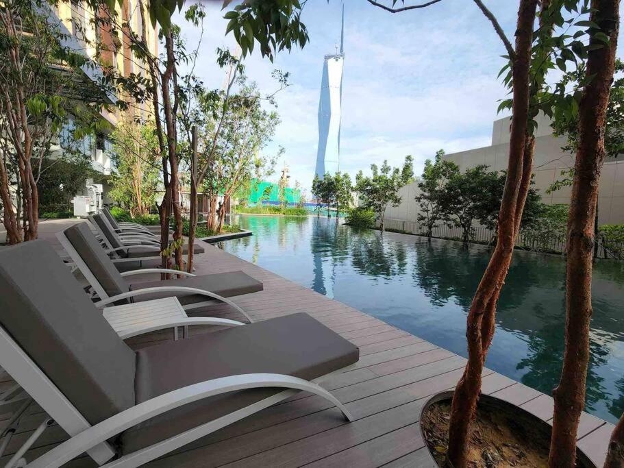 Ferienwohnung Infinity Pool/ Lucentia Bbcc, Near Lalaport, Pnb118, Klcc Kuala Lumpur Exterior foto